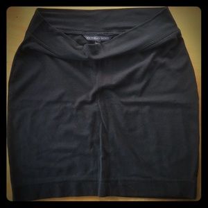 Victoria’s Secret black cotton mini skirt, S/P